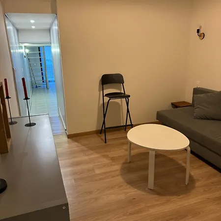 Au Pied Des Halles - 46m2 En Centre - 1 Et 1 Mezzanine - Confort